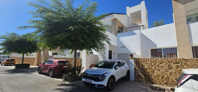 Chalet 4 habitaciones 458m² en venta - Centro — 41
