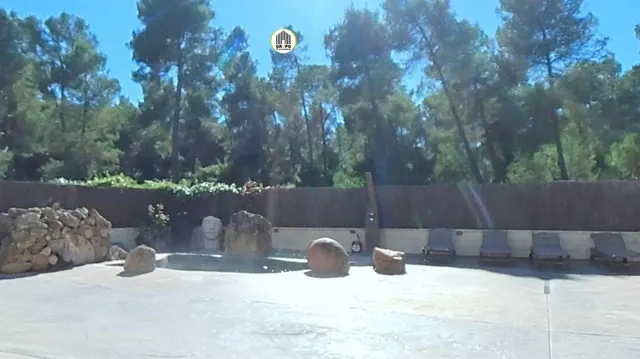 Casa reformada de tres plantas con piscina, jacuzzi, gimnasio, sauna  y vistas a parque natural — 44