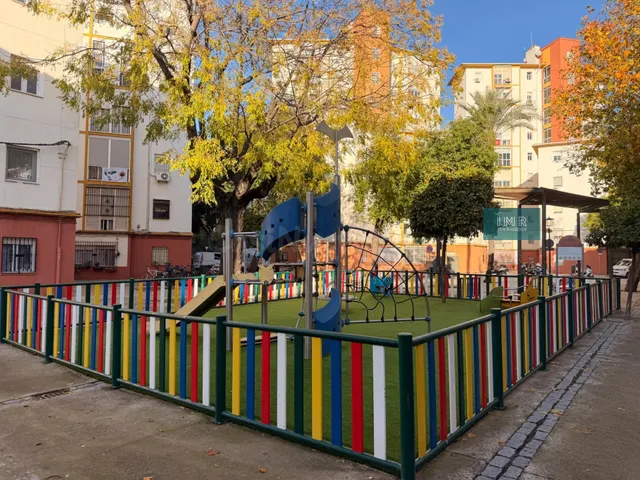 ¡OPORTUNIDAD EN TRIANA - EL CARMEN! Gran piso de 4 dorm. tod - foto 4
