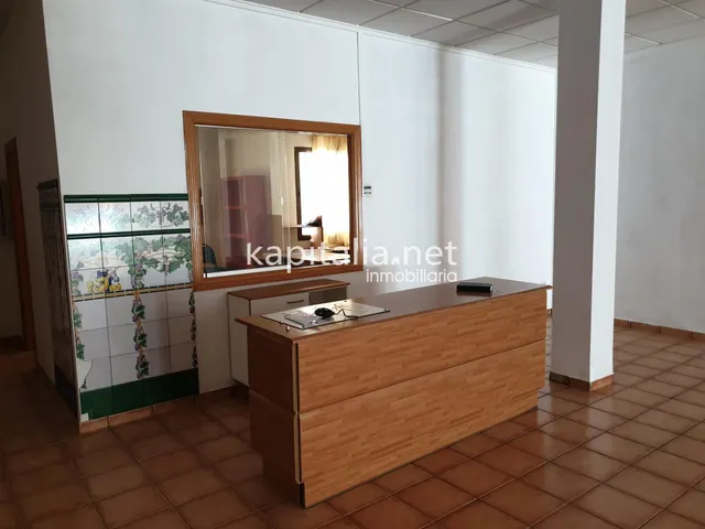LOCAL COMERCIAL EN VIA PRINCIPAL DE ONTINYENT — 9