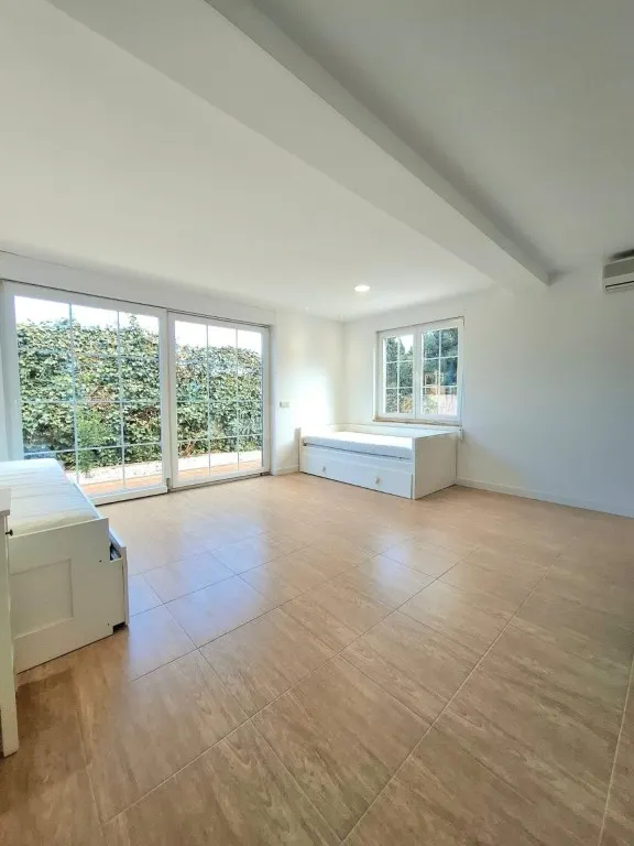 Casa reformada en una sola planta con encanto - foto 3