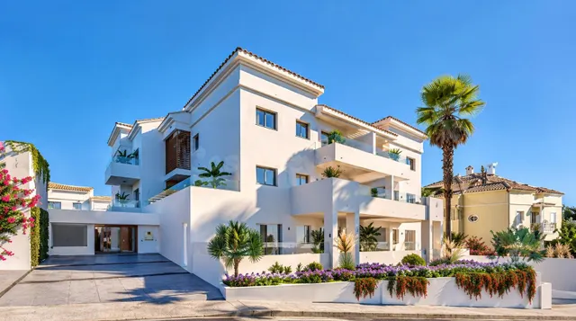 ESPECTACULAR PISO CON DOS TERRAZAS EN PINE HILL RESIDENCES – - foto 3