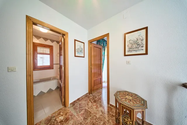 Impresionante chalet de 4 habitaciones con piscina de 86 m3 totalmente despejada — 8