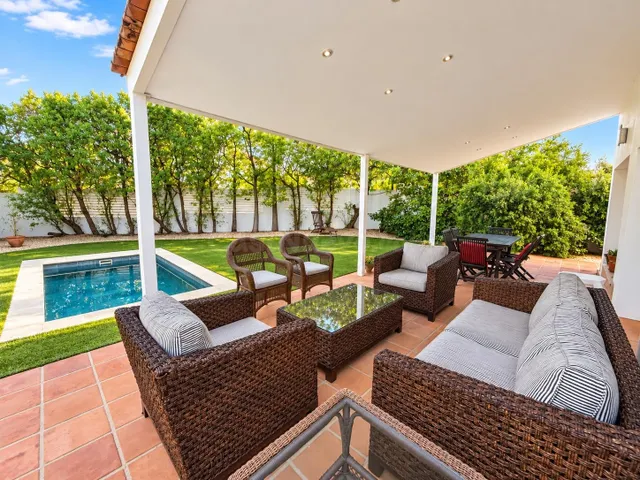Chalet independiente con piscina y jardín en El Vedat de Tor - foto 2