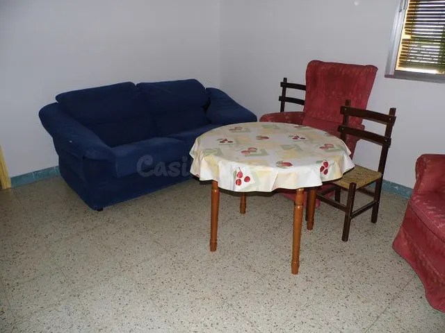Piso Espacioso a Solo 5 Minutos del Centro de la Ciudad - foto 3