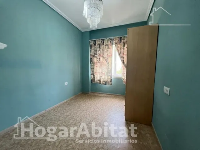 Espacio y luminosidad con infinitas posibilidades en este amplio piso exterior con balcón y trastero — 20