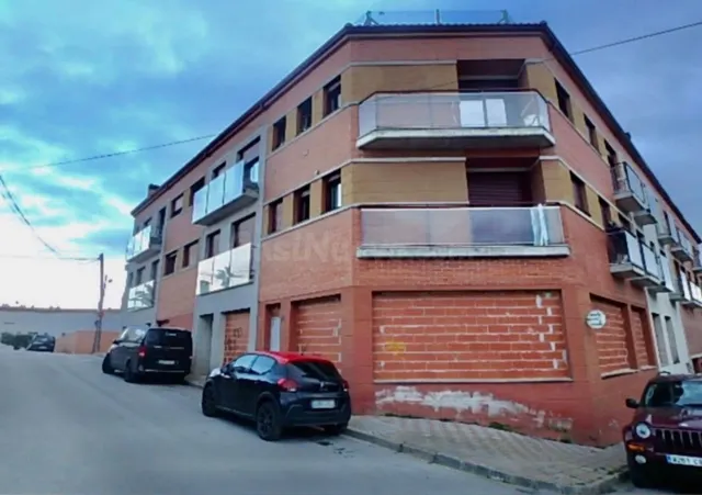 Local comercial 458m² en venta - Veinat de pocafarina - foto 2