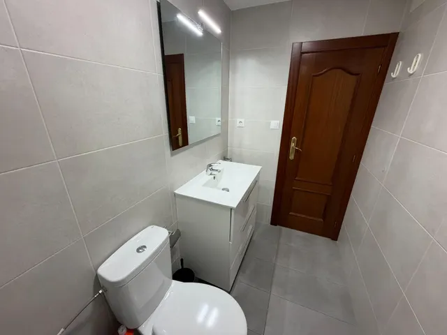 Piso CON ASCENSOR de 2 hab. (antes 3) completamente exterior reformado — 31