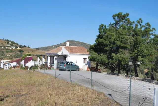 Magnifica villa con posibilidad de negocio en Frigiliana — 4