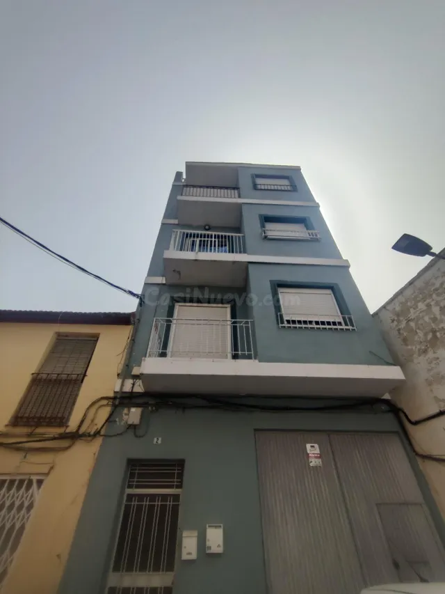 Piso muy Economico en Venta para reformar en calle Santa Ter