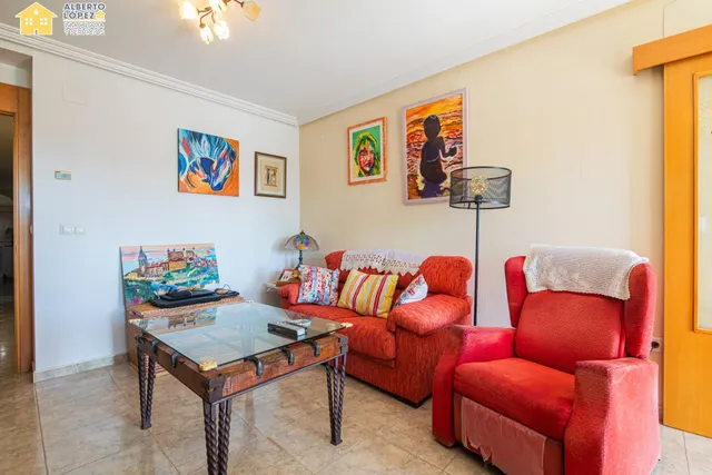 Vivienda con terraza , vistas despejadas, privacidad y orientación a medio día — 15