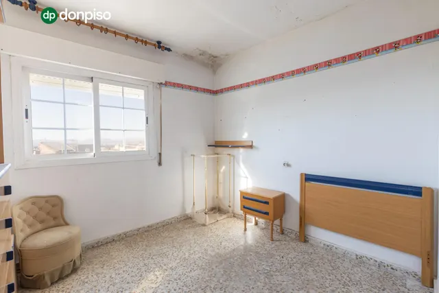 Edificio con gran potencial de inversión en La Zubia — 47