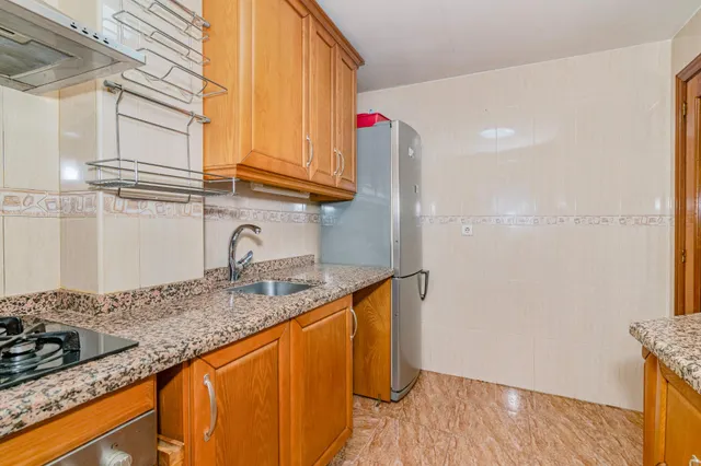 OPORTUNIDAD!! CASA ADOSADA DE 3 DORMITORIOS EN HIJAR — 24
