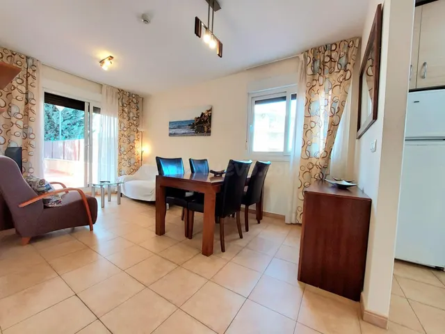 Apartamento en planta baja con terraza y jardín, en Los Coll - foto 3