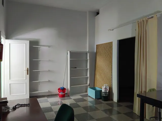 Local comercial en Maracena — 10