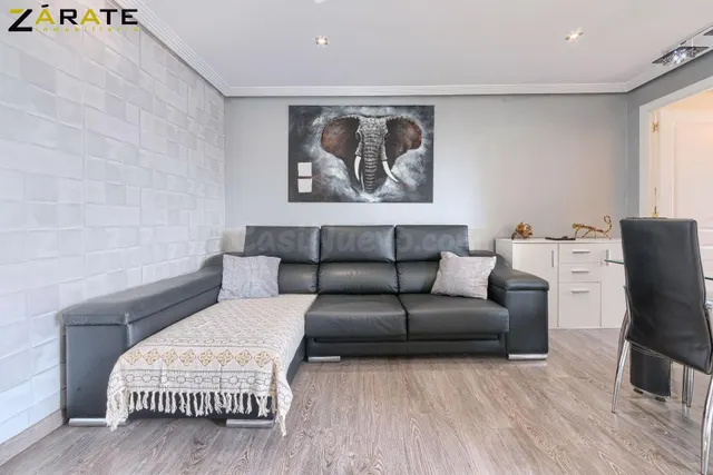 Piso 3 habitaciones 73m² en venta - Casco Viejo - Muelle - foto 2