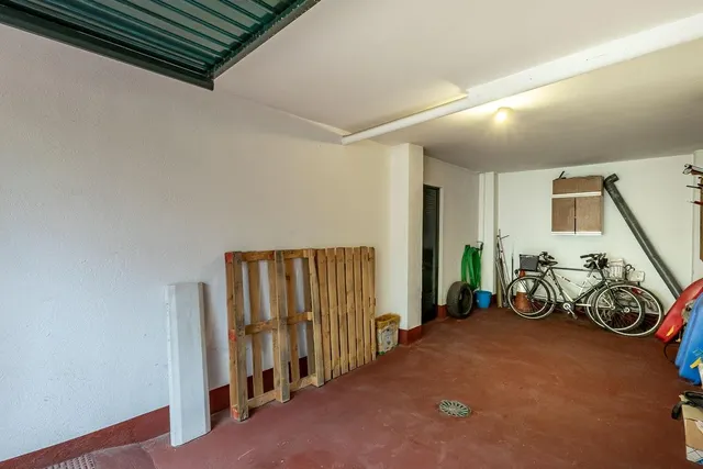 AMPLIA CASA DE 5 DORMITORIOS EN ALHENDÍN, GRANADA — 36