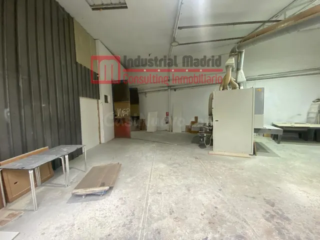 Nave industrial 887m² en venta - Zona Industrial - foto 2