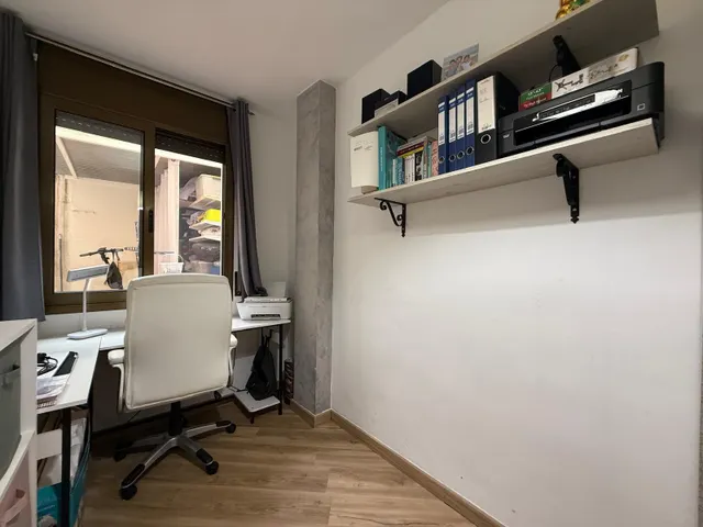 PISO DE 4 DORMITORIOS CON BALCÓN Y PATIO INTERIOR EN VENTA EN LA RÀPITA — 12