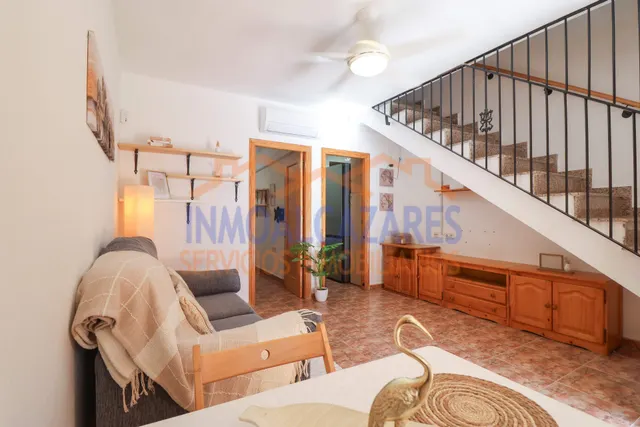 TRIPLEX DE 4 habitaciones, 3 BAÑOS, JARDIN Y SOLARIUM. A SOL - foto 5
