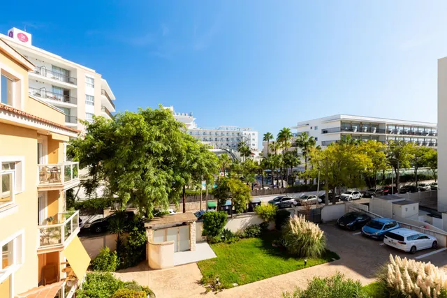 Ático con balcón, terraza y vistas al mar en Cala Estancia, Palma de Mallorca — 11