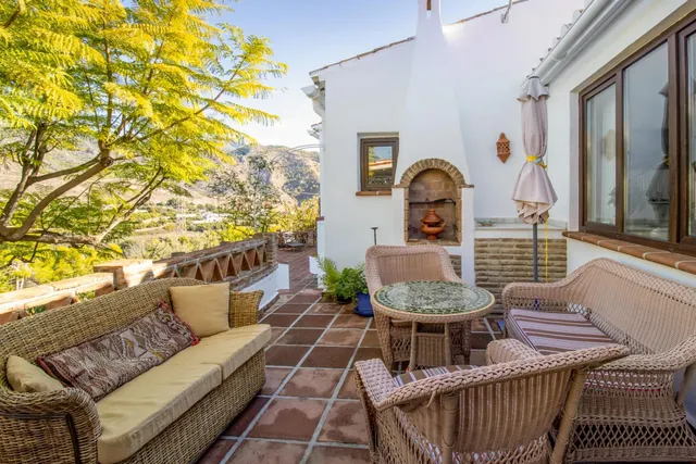 Encantadora villa con fantásticas zonas exteriores — 9