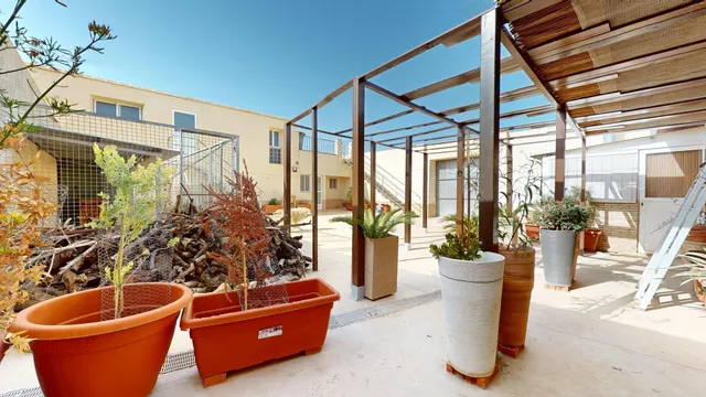 VIVIENDA DE CAMPO EN CORVERA — 28