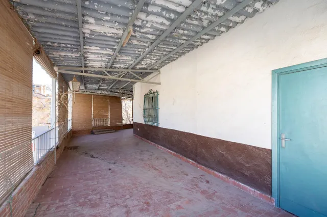 Edificio con gran potencial de desarrollo residencial en Zaidín – Granada — 45
