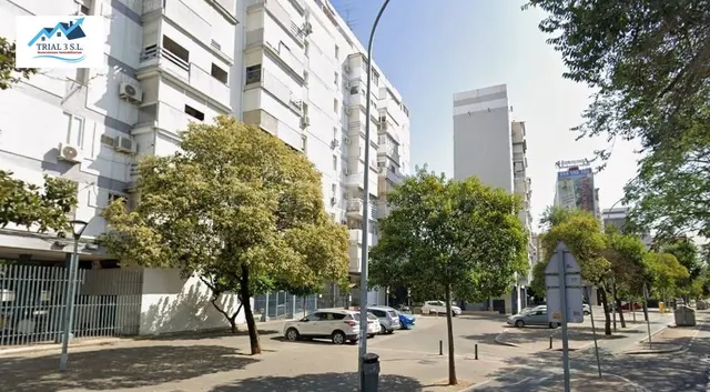 Venta de Piso en Sevilla — 2
