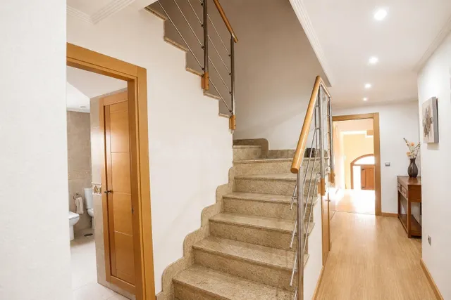 Casa 4 habitaciones 190m² en venta - CENTRO - foto 4