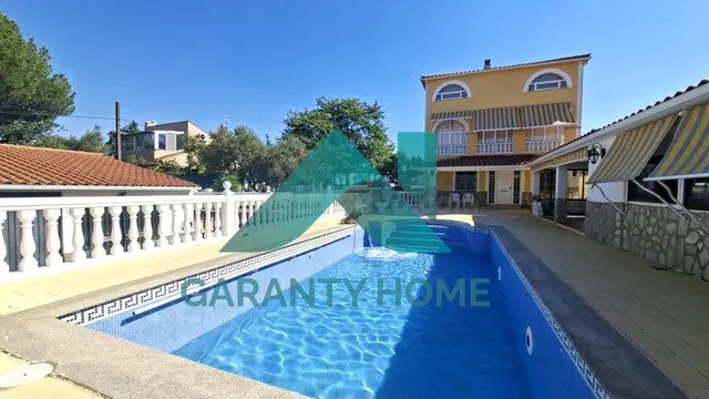 ESPECTACULAR CHALET EN VENTA – ENTRADA DE MALPARTIDA DE CÁCE