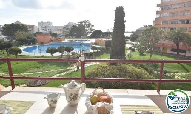 Apartamento con licencia turística en Santa Margarita, Roses - foto 2