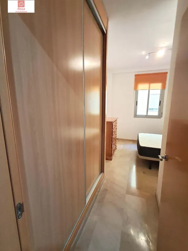 Alquiler Montijo, apartamento climatizado, con ascensor y garaje, luminoso y con amplia terraza — 6