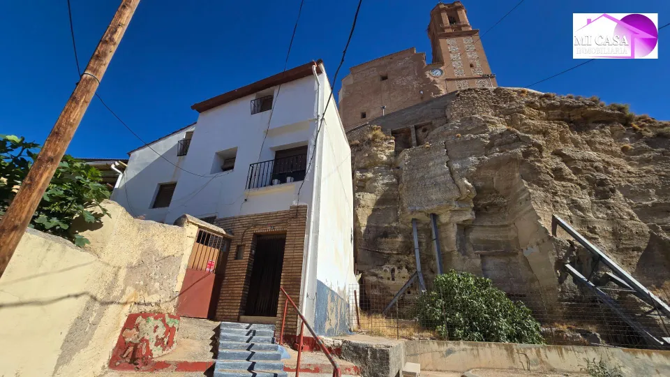 Casa en venta en paracuellos a 5 minutos de calatayud