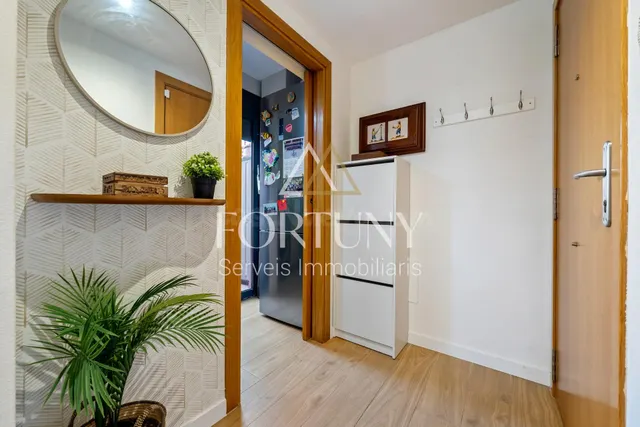 Piso en venta en calle Guardies, La Pobla de Mafumet. - foto 2