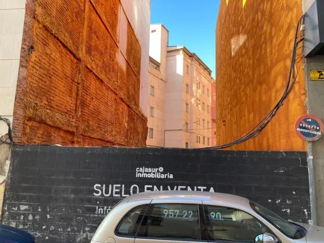 TERRENO EN VENTA EN CÁCERES — 5