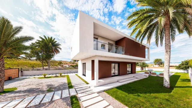 Villa de Lujo 4 habitaciones 277m² en venta - Urb. Montepina - foto 2