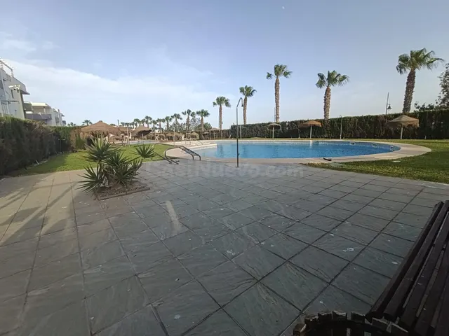 Piso alquiler vacacional en Playas de la Ensenada - foto 4