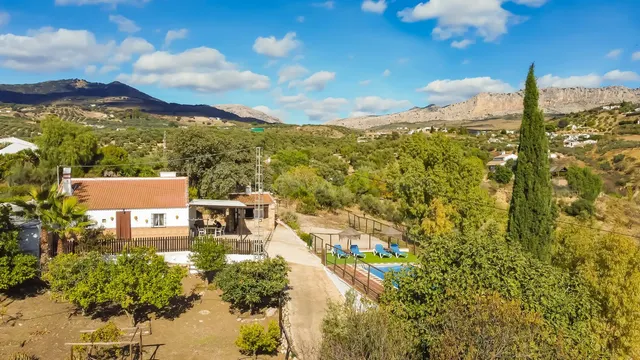 Finca rústica 2 habitaciones 140m² en venta - Polígono - Alr