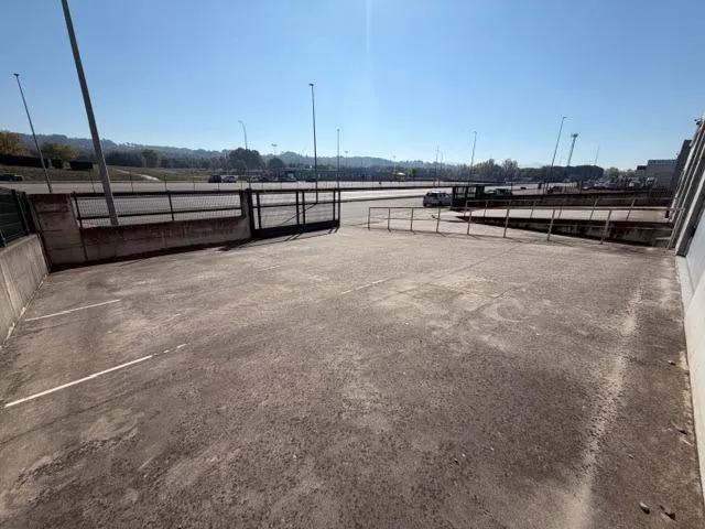 Se alquila nave en poligono industrial de San Cibrao das Viñas, Ourense — 29