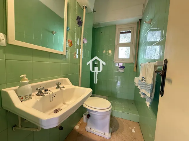 Piso en venta en pleno centro de Alicante, 88m2, 3 habitaciones dobles, 2 baños, quinta planta con ascensor — 24