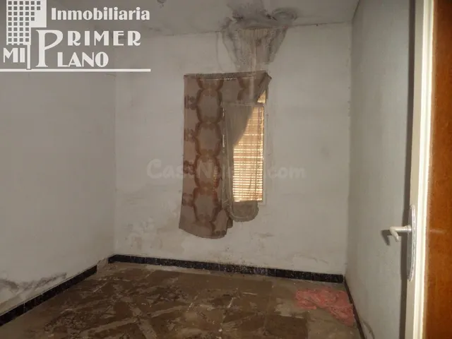 Se vende casa-solar en esquina planta baja en una de las pri - foto 4