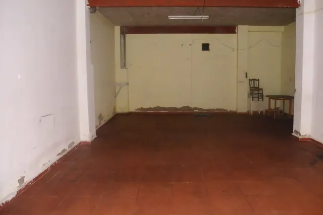 Bajo comercial en C/ Músico E. Casanova - Ontinyent — 3