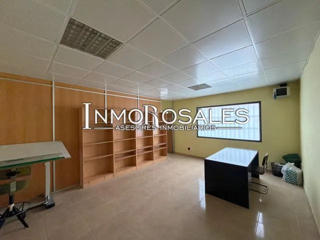 MAGNIFICO LOCAL CON POSIBILIDAD CAMBIO DE USO