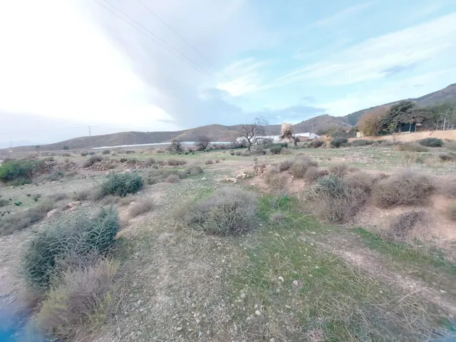 Parcela en venta en la zona de Castala. — 10