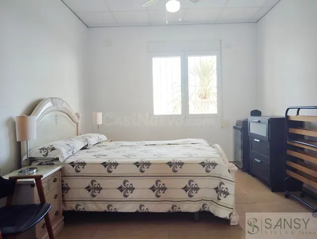 Casa-Chalet en Venta en Alicante Alicante — 28