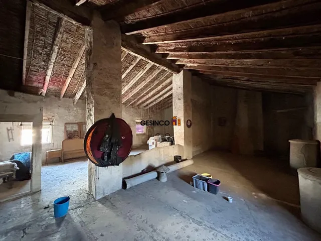 CASA DE PUEBLO PARA REFORMAR CON PATIO — 16