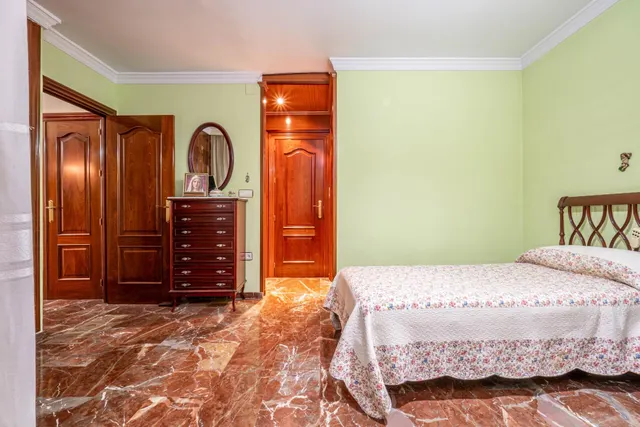 ¿Quieres vivir en el centro con todas las comodidades? — 40