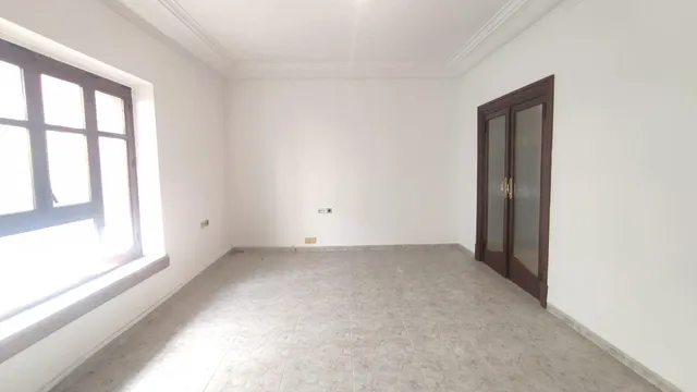 LOCAL DESTINADO PARA OFICINAS EN ZONA PRIVILEGIADA (NO VIVIENDA) — 5