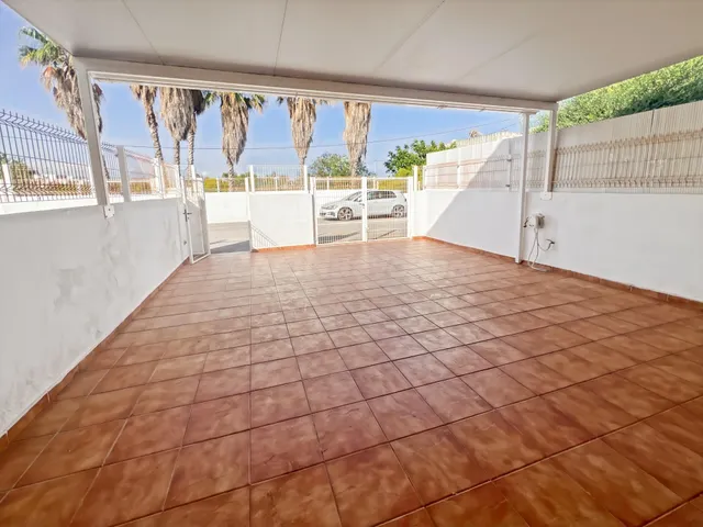 ¡¡¡Adosado en 1ª Linea de Playa en Almazora!!! - foto 3